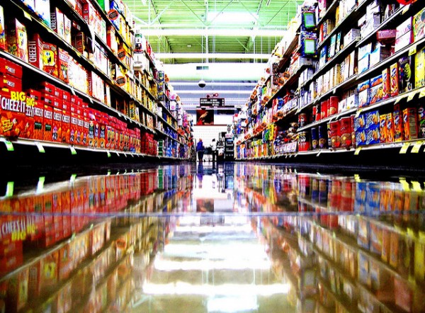 Grocery store by 1Flatworld via Creative Commons